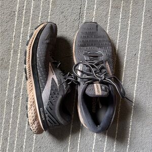 Brooks Ghost 13 Running Shoes